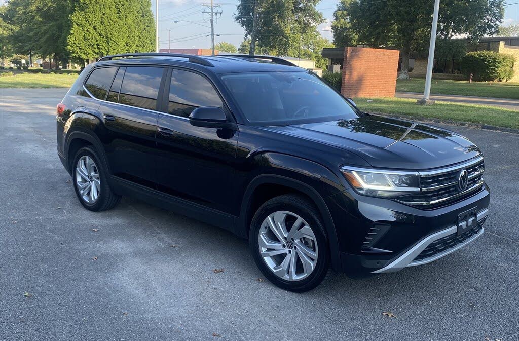 2022 Volkswagen Atlas V6 SE FWD with Technology