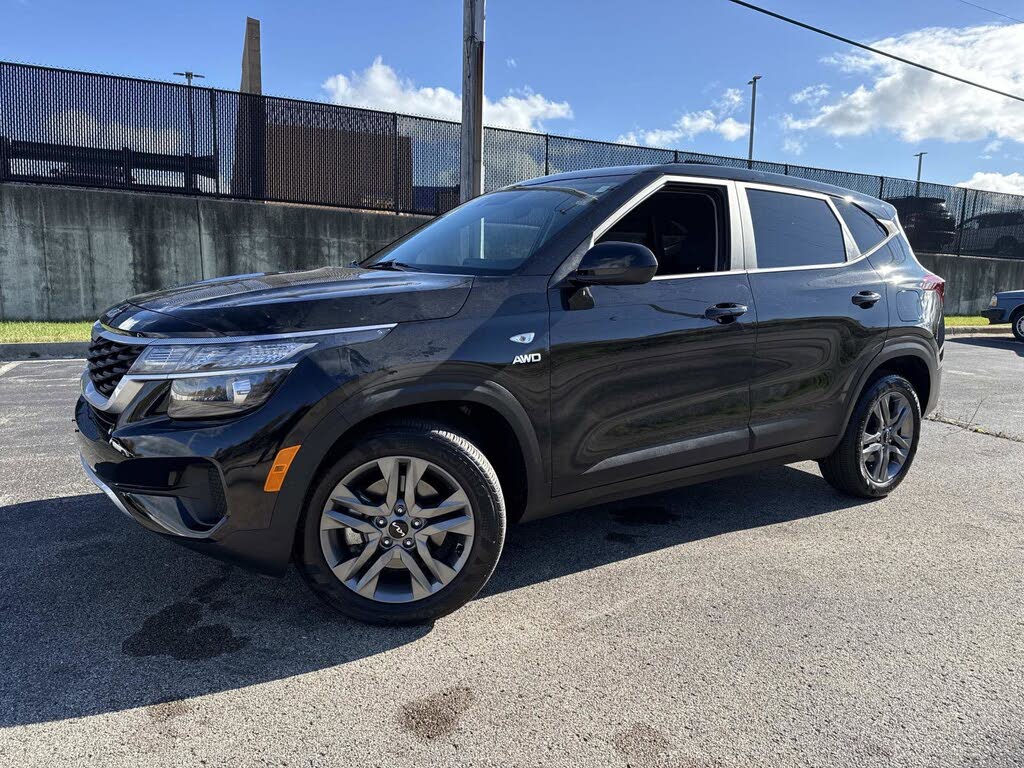 2022 Kia Seltos LX AWD