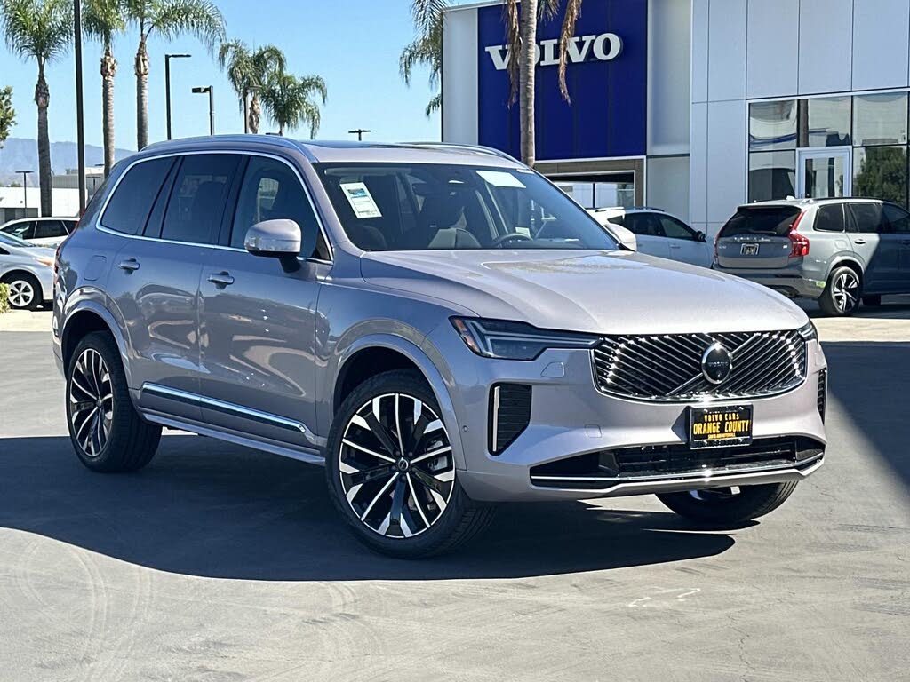 2026 Volvo XC90 B5 Plus 7-Passenger AWD