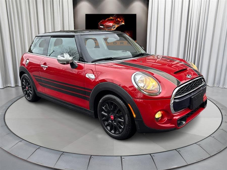2016 MINI Cooper S 2-Door Hatchback FWD