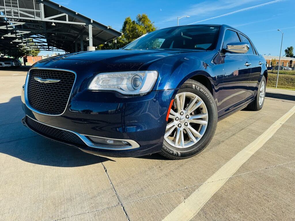 2017 Chrysler 300 C RWD