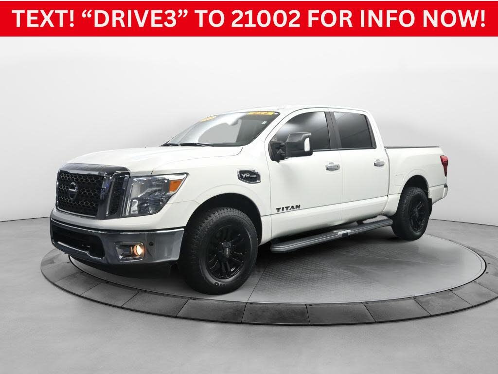2017 Nissan Titan SV Crew Cab 4WD