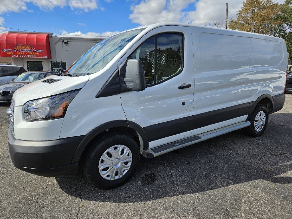 2019 Ford Transit Cargo 250 Low Roof RWD with 60/40 Passenger-Side Doors