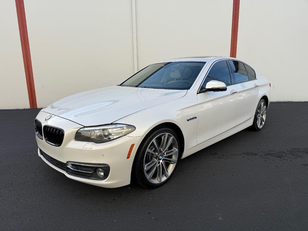 2016 BMW 5 Series 535i Sedan RWD