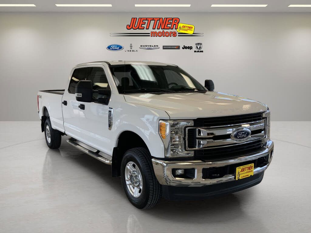 2017 Ford F-350 Super Duty XLT Crew Cab LB 4WD