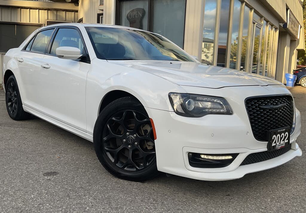 Chrysler 300 Touring L AWD 2022