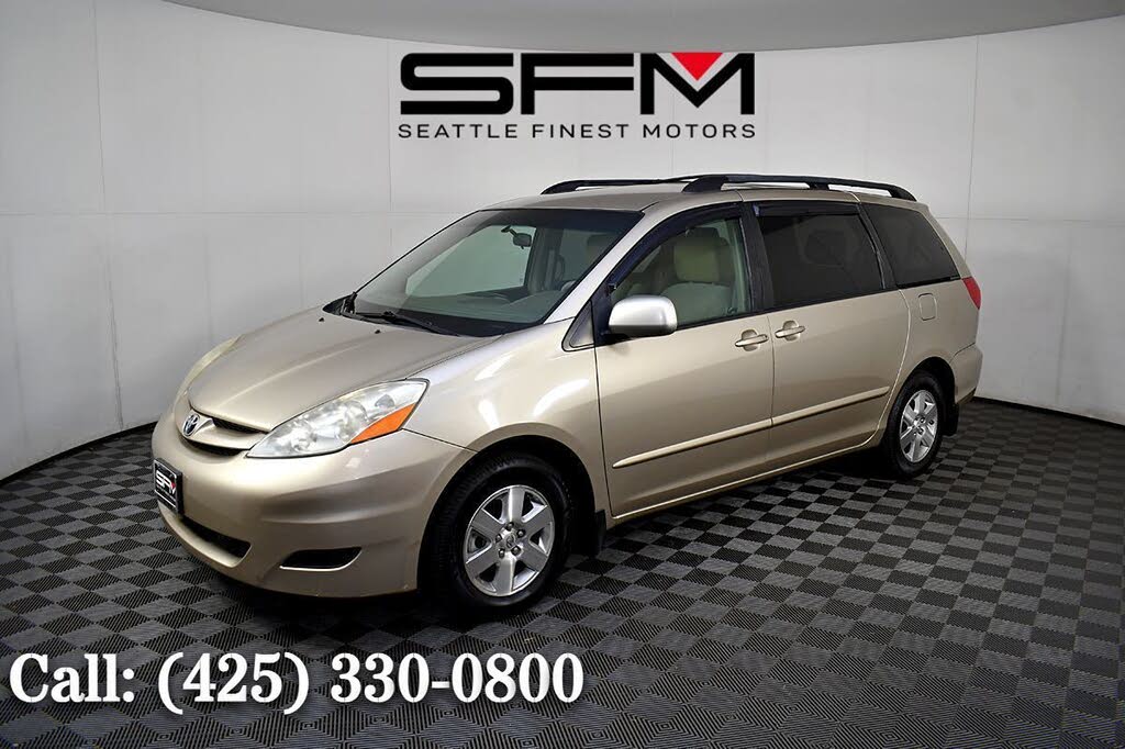 2007 Toyota Sienna LE 8 Passenger