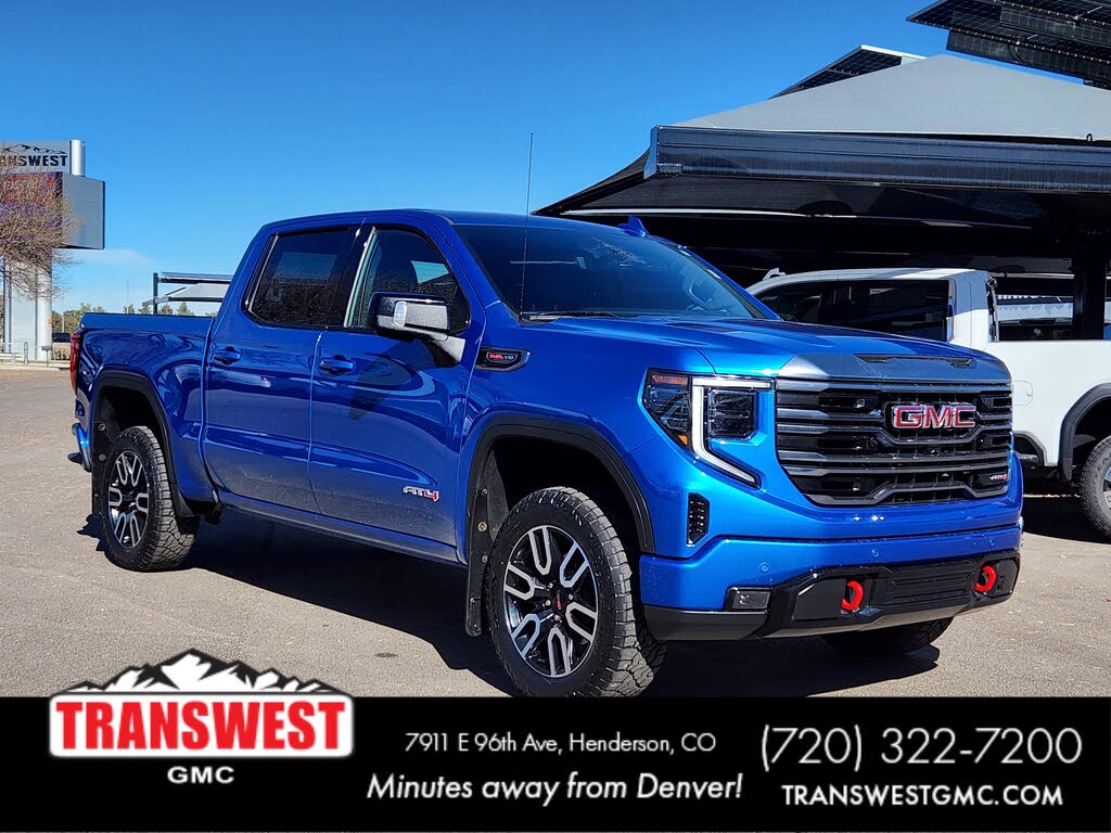 2023 GMC Sierra 1500 AT4 Crew Cab 4WD
