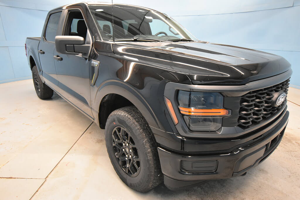 2025 Ford F-150 STX 4dr SuperCrew 4WD