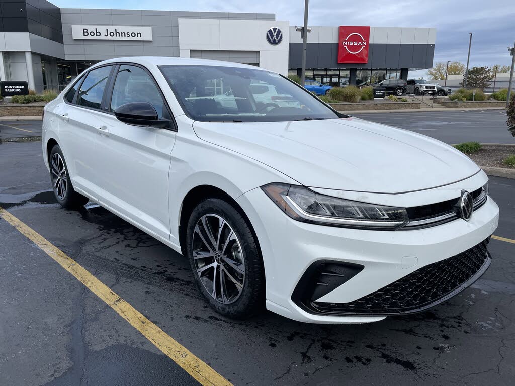 2025 Volkswagen Jetta Sport FWD