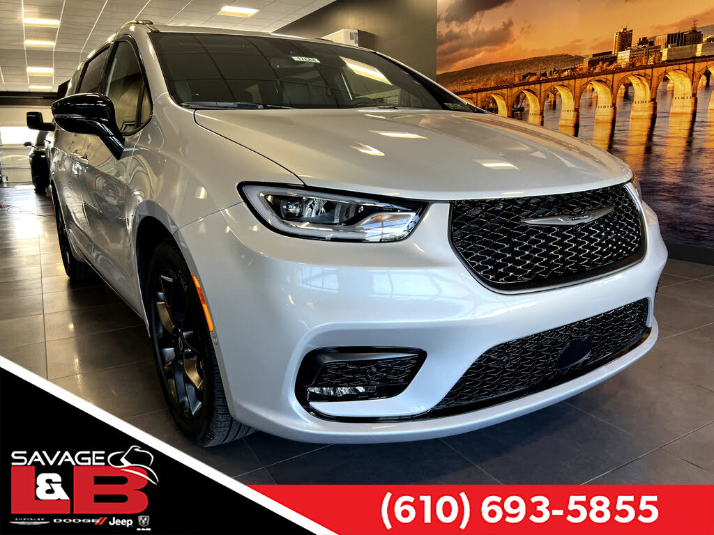 2026 Chrysler Pacifica Select FWD