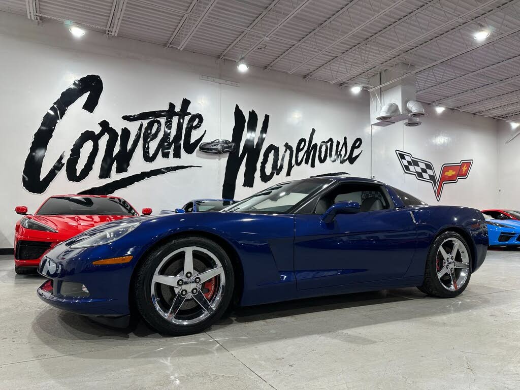 2005 Chevrolet Corvette Coupe RWD