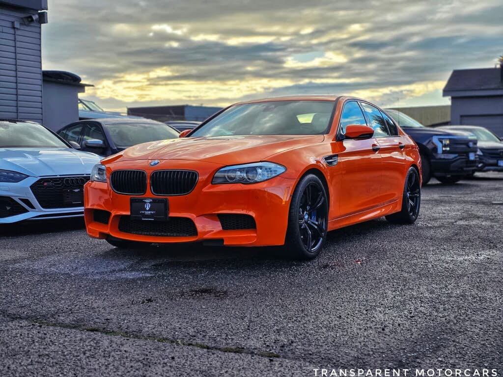 2013 BMW M5 RWD