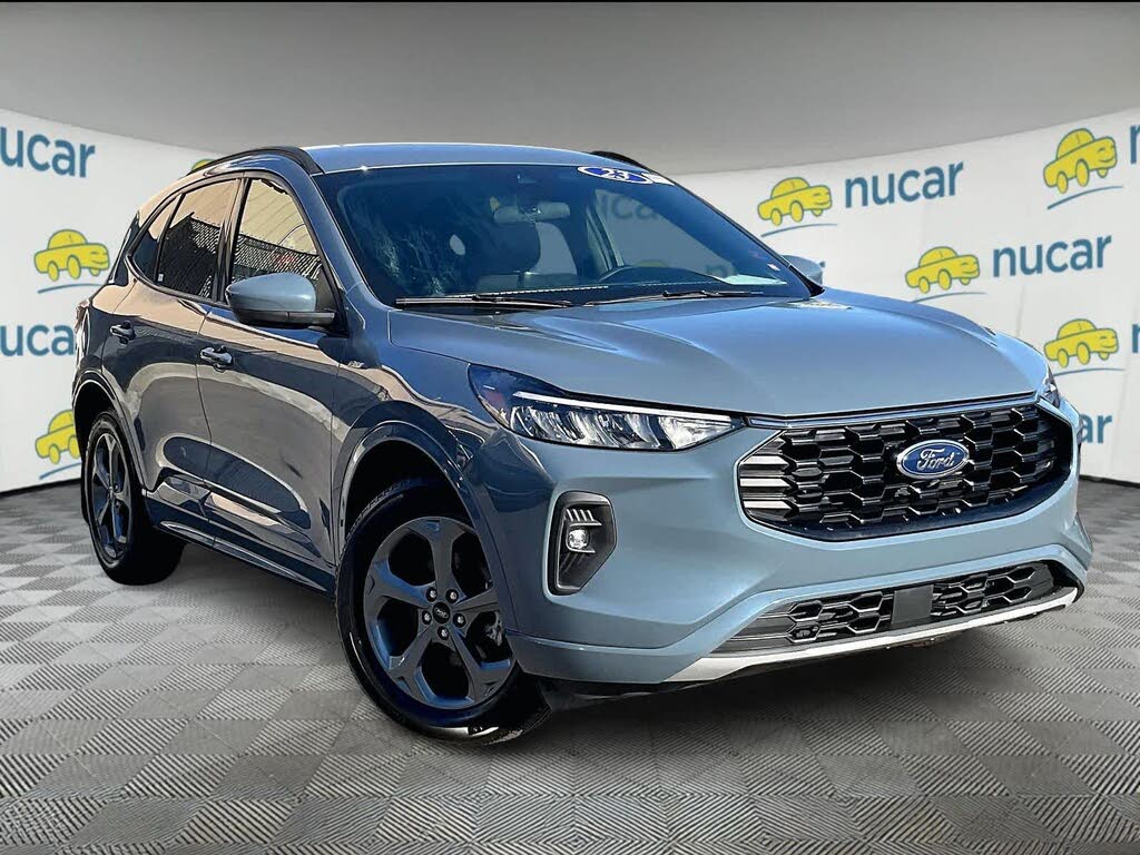 2023 Ford Escape Hybrid ST-Line Select AWD