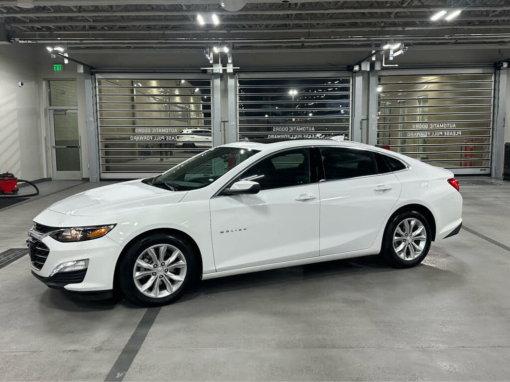 2024 Chevrolet Malibu LT with 1LT FWD