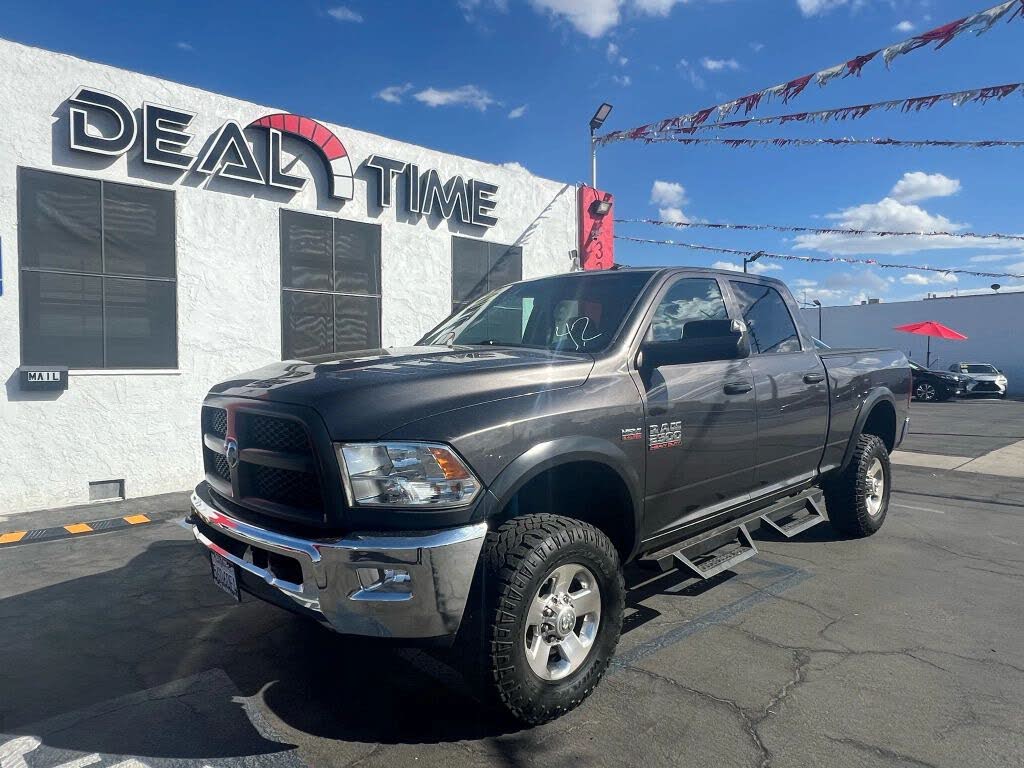 2017 RAM 2500 Tradesman Crew Cab 4WD