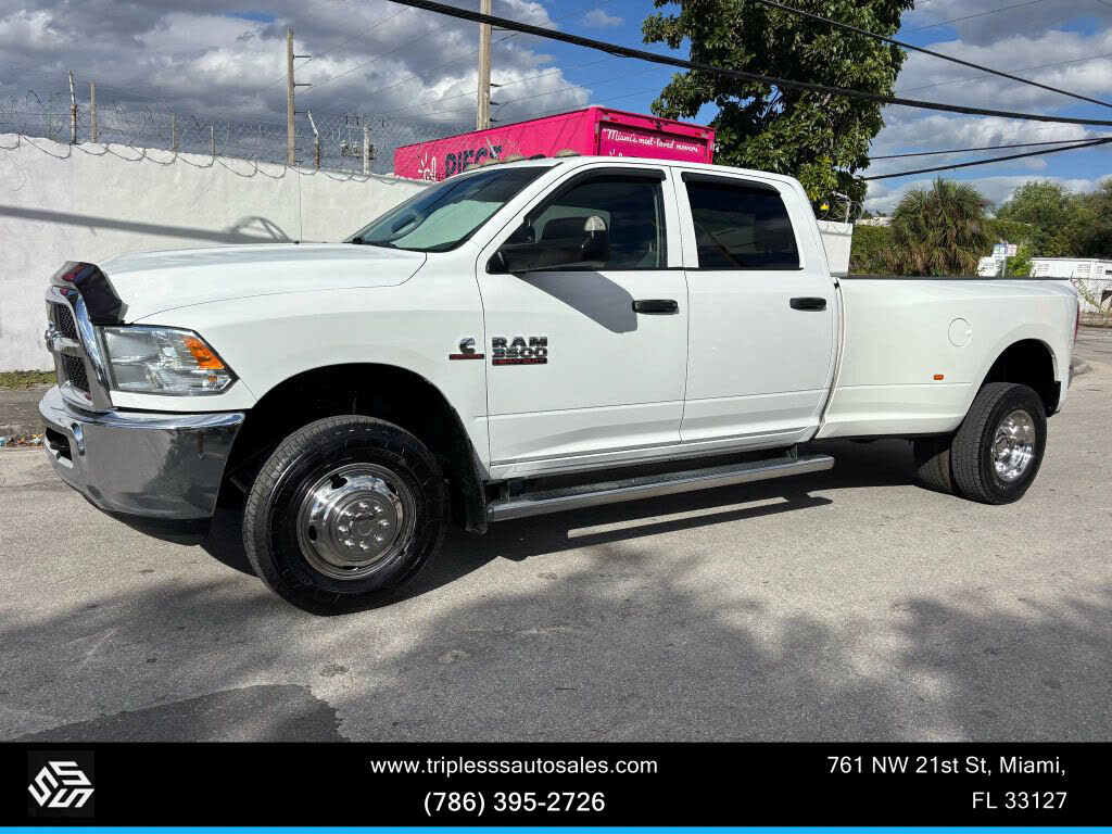 2017 RAM 3500 Tradesman Crew Cab LB DRW 4WD