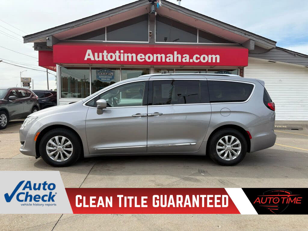 2018 Chrysler Pacifica Touring L FWD