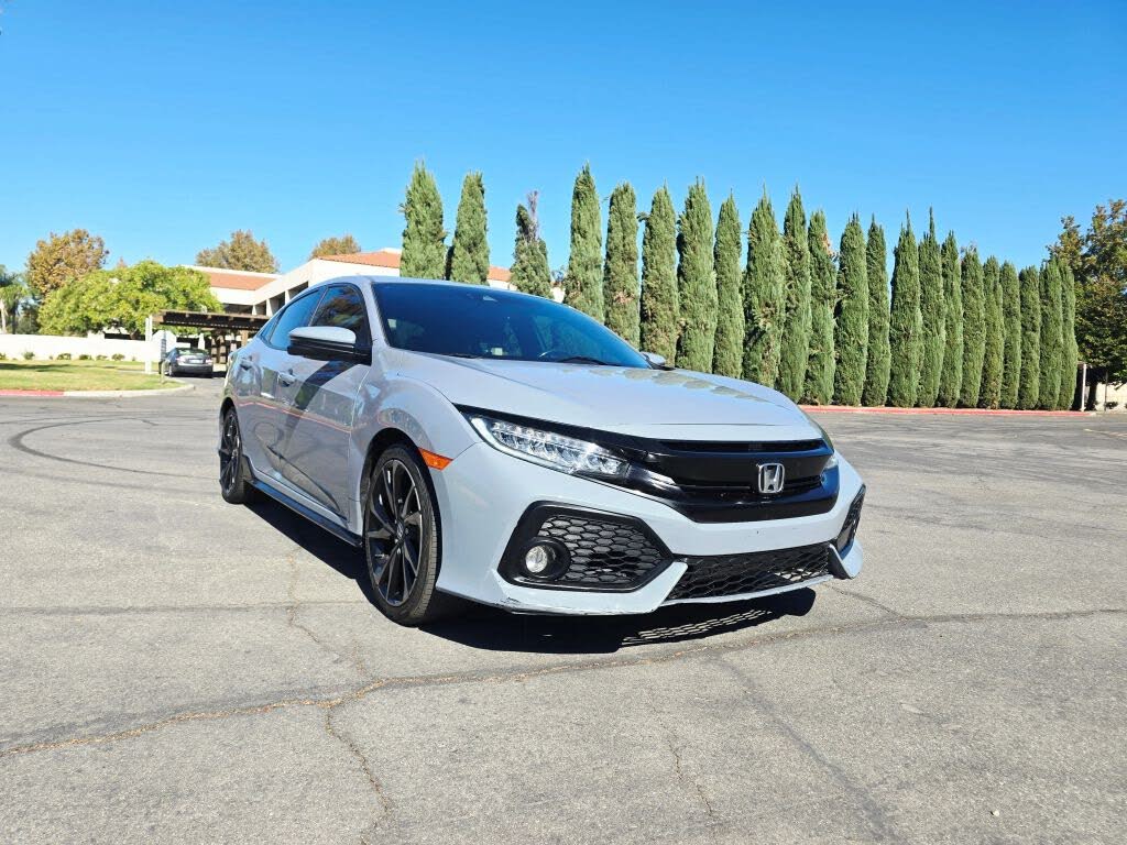 2018 Honda Civic Hatchback Sport Touring FWD