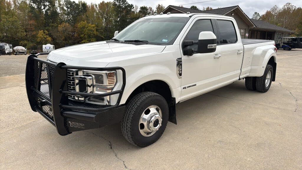 2021 Ford F-350 Super Duty Lariat Crew Cab LB DRW 4WD