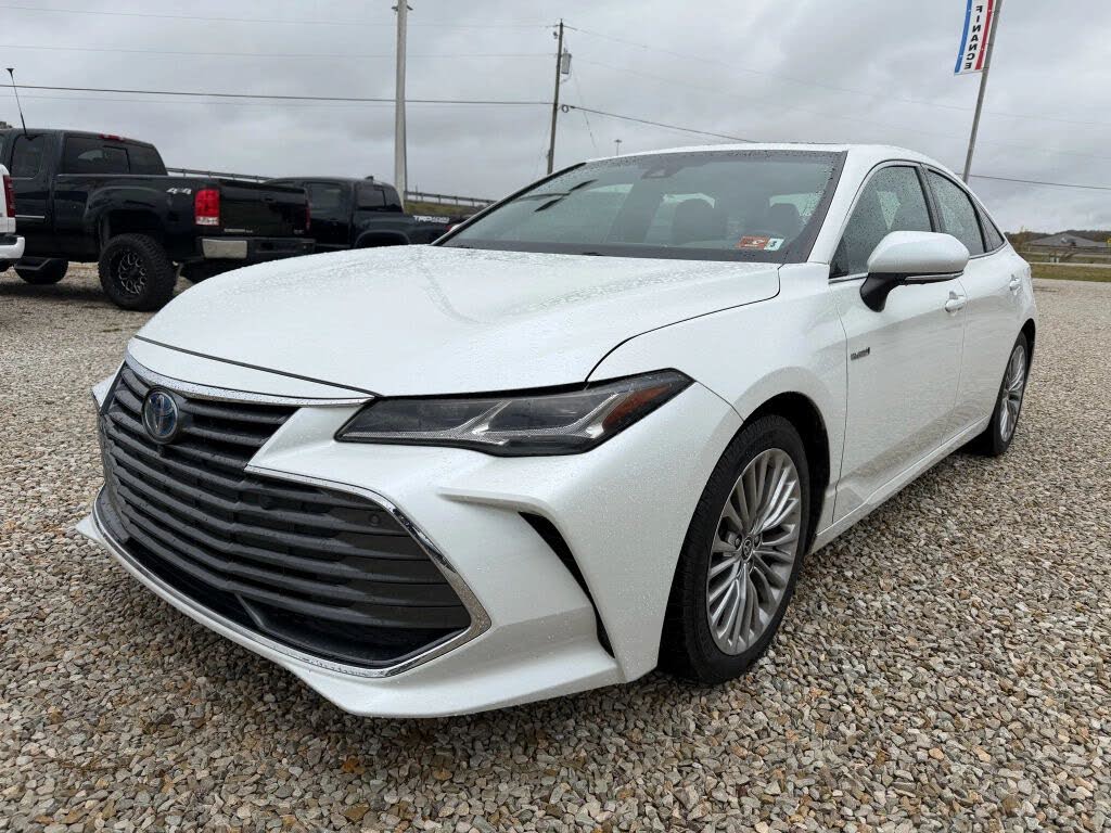 2021 Toyota Avalon Hybrid Limited FWD
