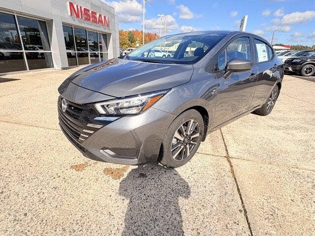 2025 Nissan Versa SV FWD