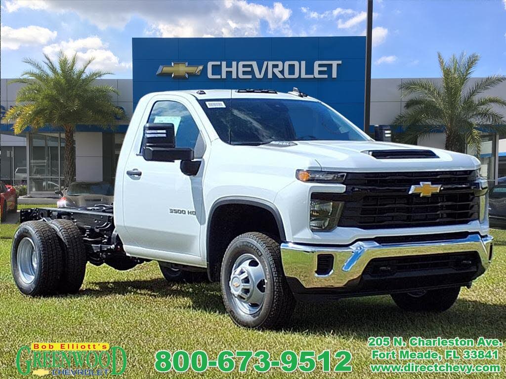2026 Chevrolet Silverado 3500HD Chassis Work Truck Regular Cab 4WD