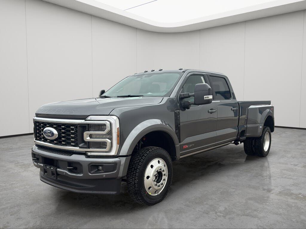 2026 Ford F-450 Super Duty Platinum Crew Cab LB DRW 4WD