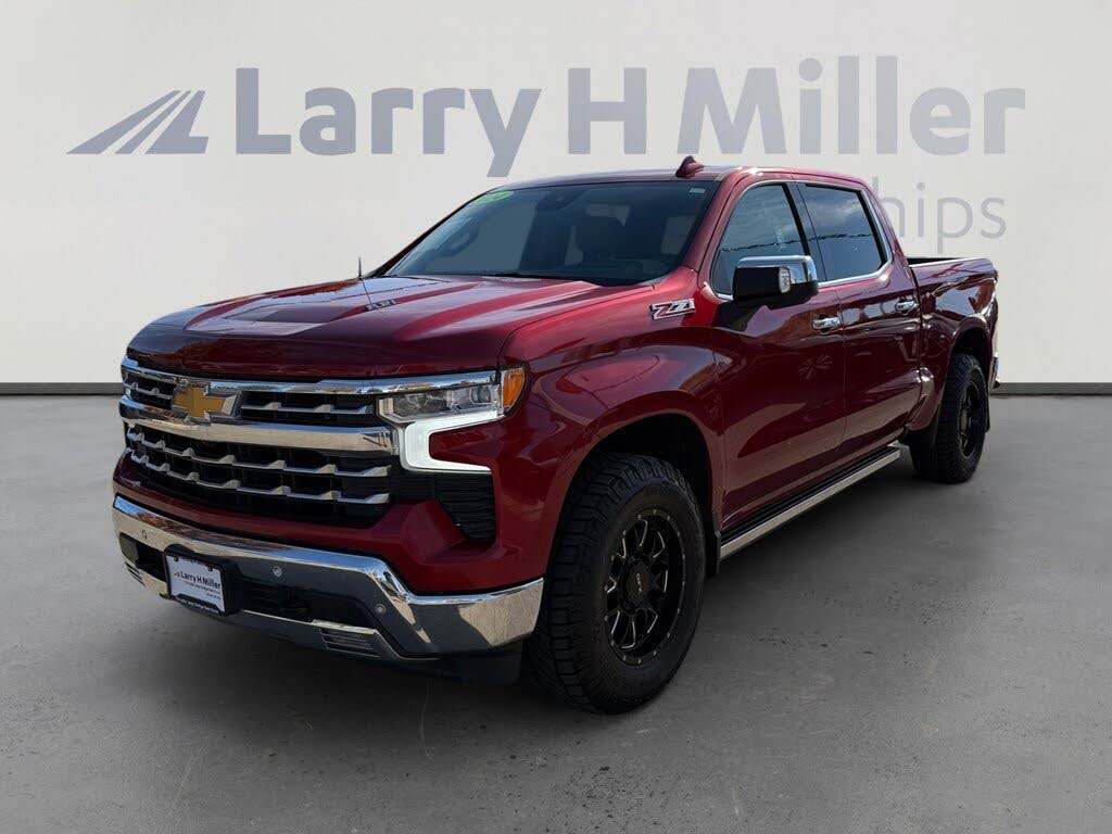2024 Chevrolet Silverado 1500 LTZ Crew Cab 4WD