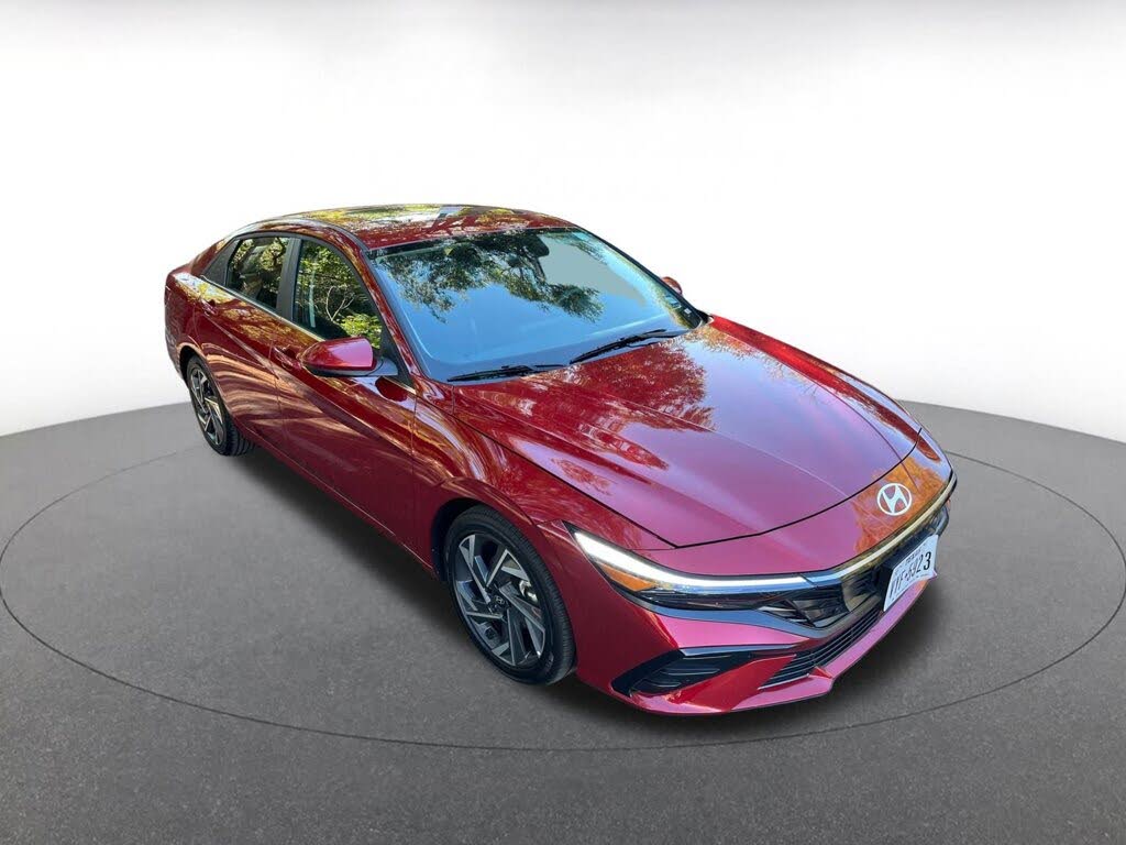2025 Hyundai Elantra SEL Convenience FWD