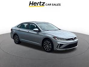 Volkswagen Jetta SE FWD