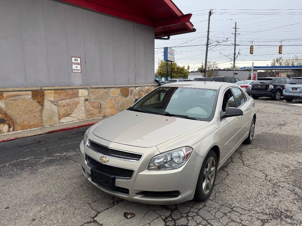 2012 Chevrolet Malibu LS FWD