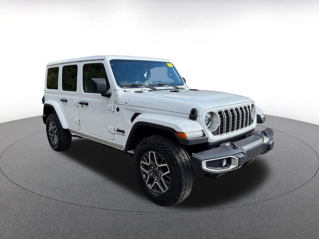 2025 Jeep Wrangler Sahara 4-Door 4WD