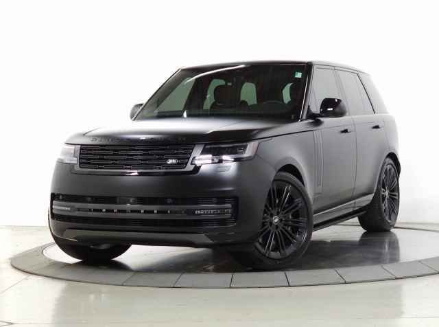 2025 Land Rover Range Rover P530 SE AWD