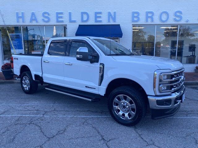 2024 Ford F-250 Super Duty Lariat Crew Cab 4WD