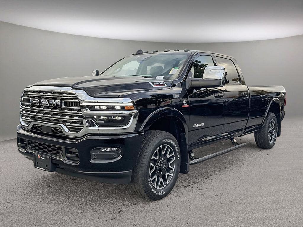 2026 RAM 3500 Limited Crew Cab LB 4WD
