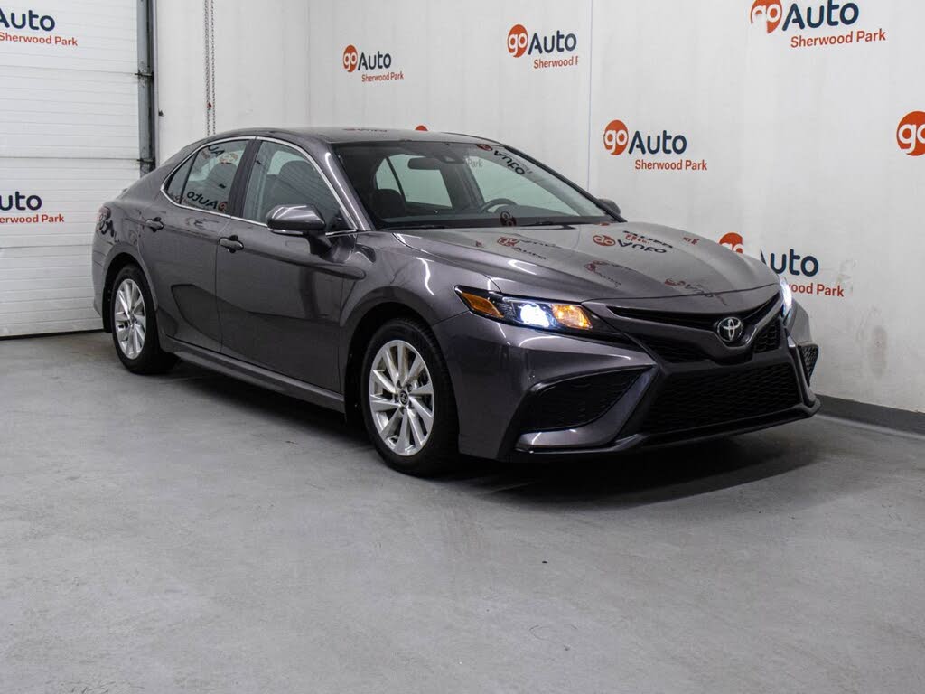 Toyota Camry SE FWD 2023