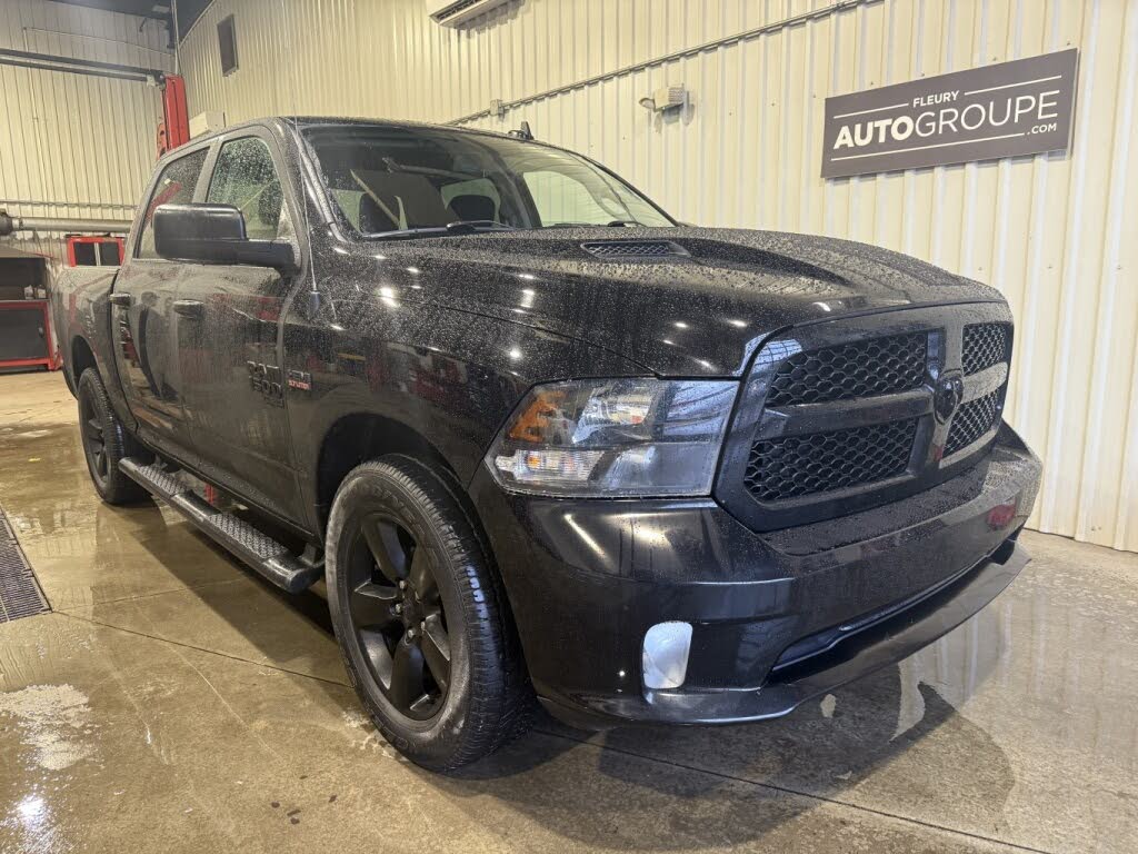 2019 RAM 1500 Classic Express Crew Cab 4WD