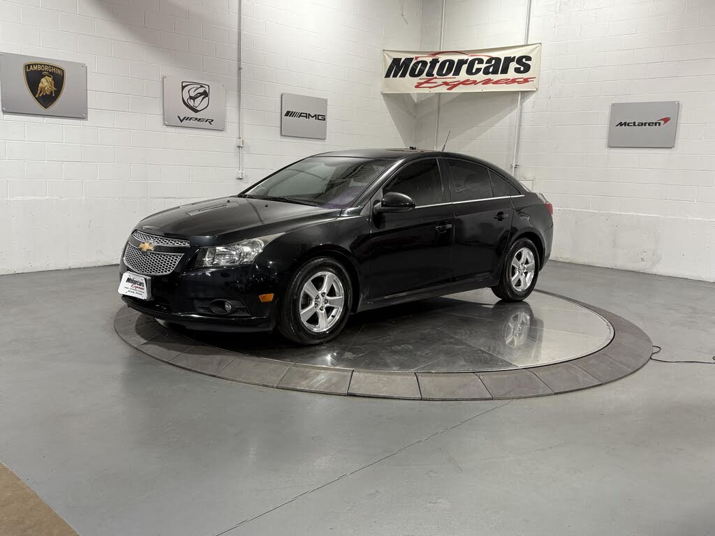 2013 Chevrolet Cruze 1LT Sedan FWD