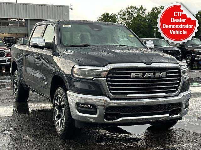 2026 RAM 1500 Laramie Crew Cab 4WD