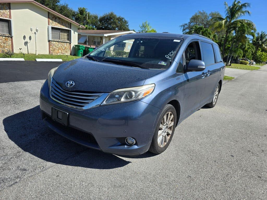 2015 Toyota Sienna Limited 7-Passenger