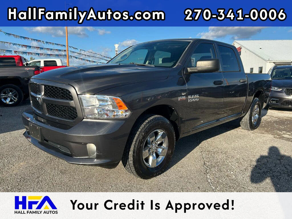 2017 RAM 1500 Express Crew Cab 4WD