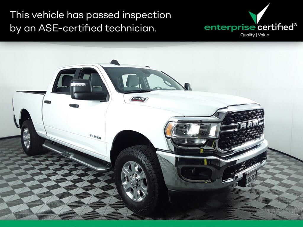 2024 RAM 2500 Big Horn Crew Cab 4WD