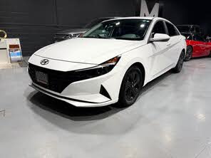 Hyundai Elantra Preferred FWD