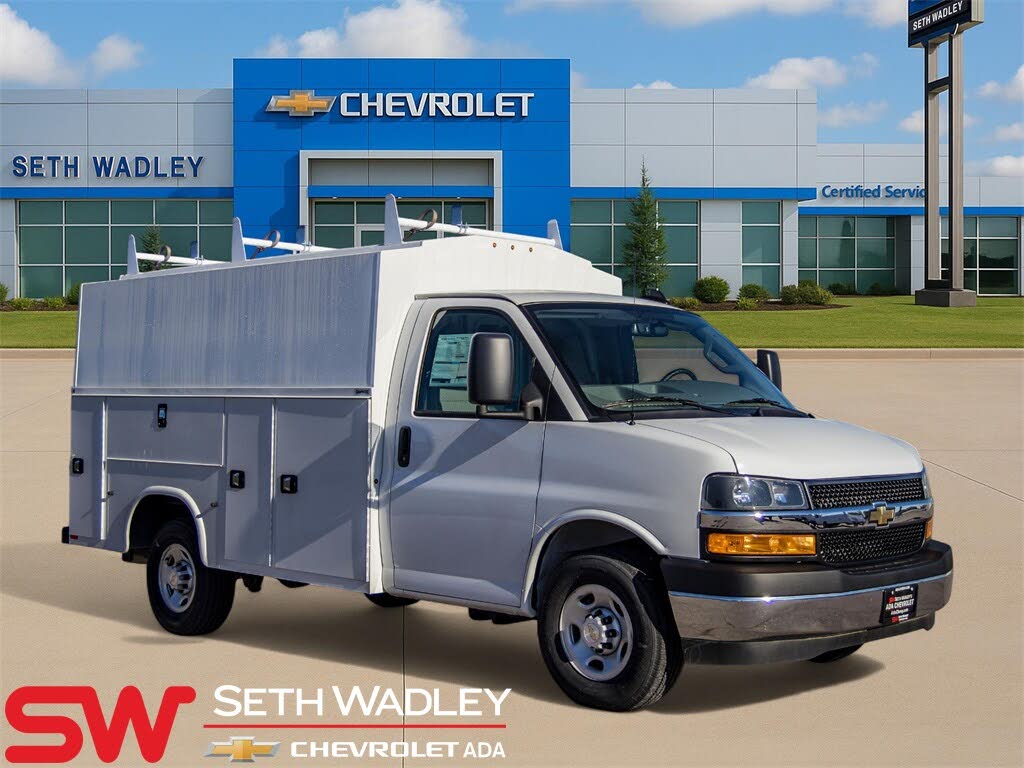 2024 Chevrolet Express Chassis 3500 Cutaway 139