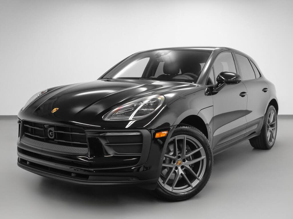 2025 Porsche Macan AWD