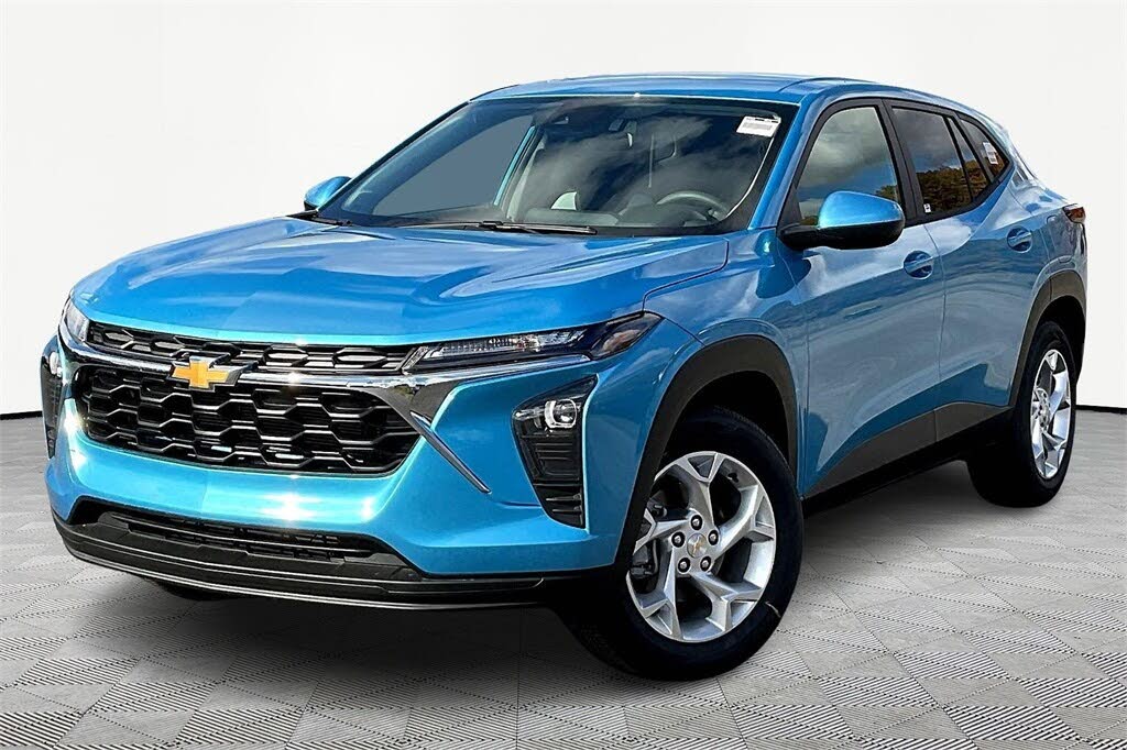 2026 Chevrolet Trax LS FWD