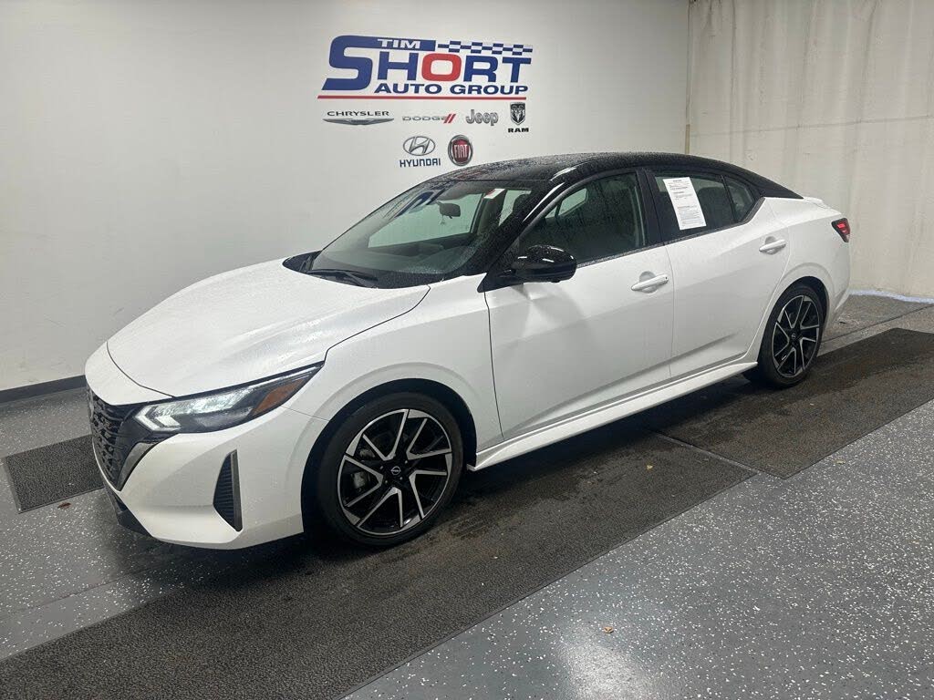 2024 Nissan Sentra SR FWD