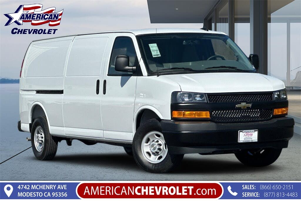 2025 Chevrolet Express Cargo 2500 RWD