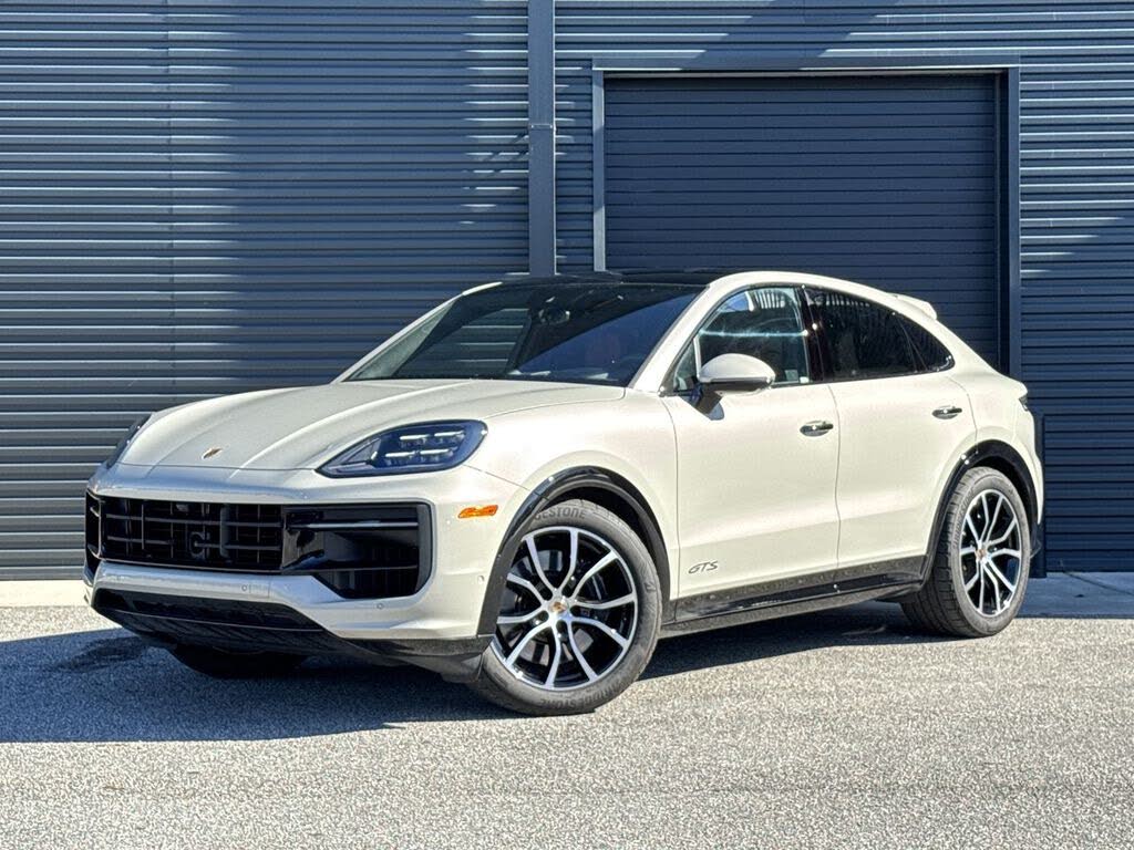 2025 Porsche Cayenne Coupe GTS AWD